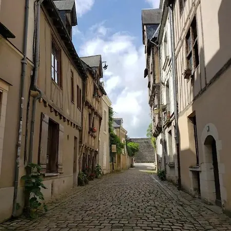 Le Chateau アパート